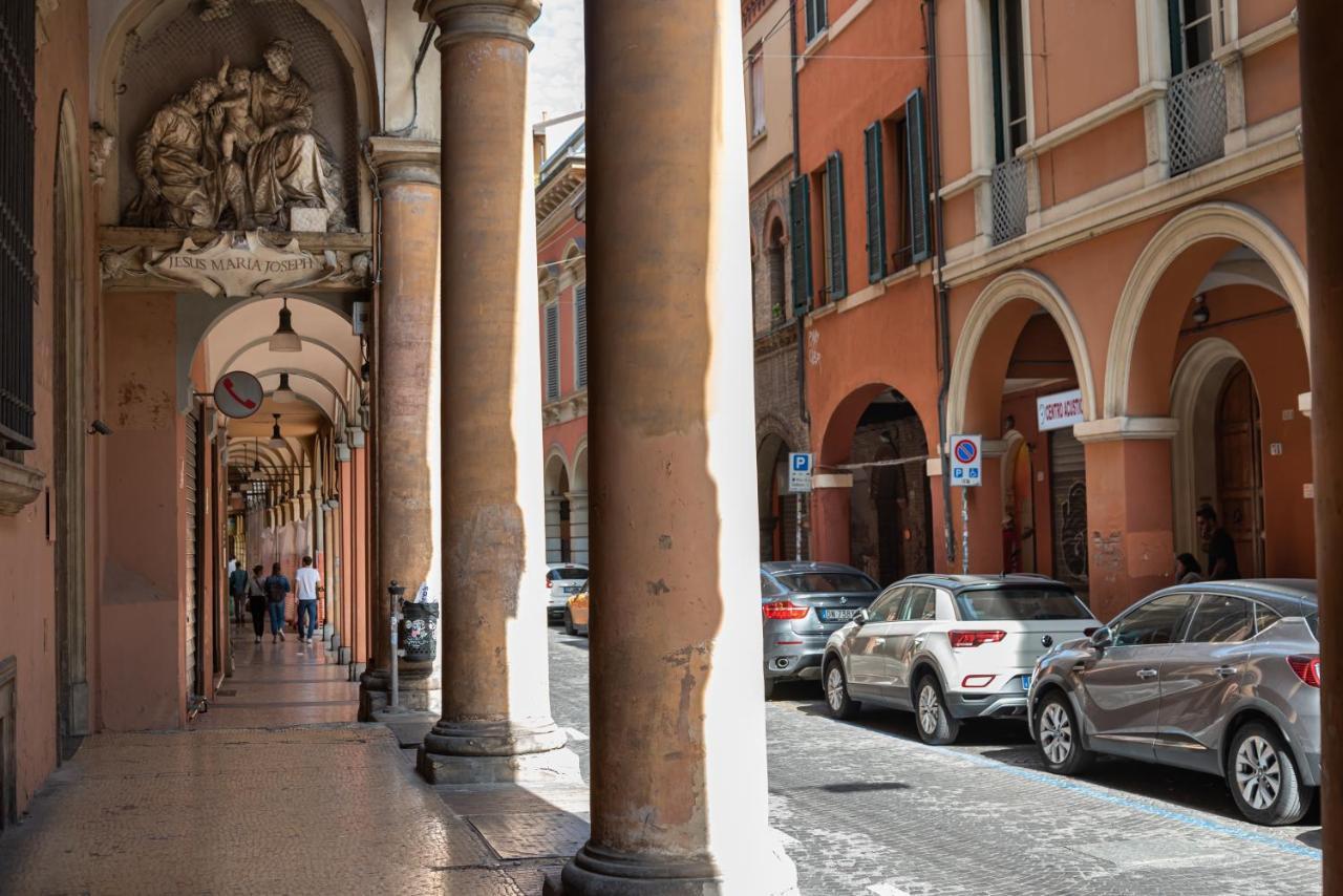 Nel Cuore Di Bologna - Casa Boss Exterior foto
